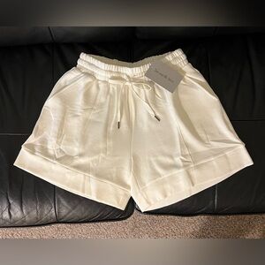 NWT See and Be Seen Soft Shorts Cream Women’s L